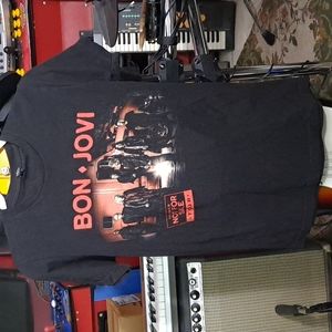 Bon Jovi This House Is Not For Sale 2017 Tour Band Tshirt Black Size: S